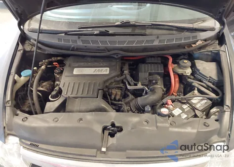 2008 Honda Civic Hybrid from USA, damaged, VIN JHMFA36278S022898